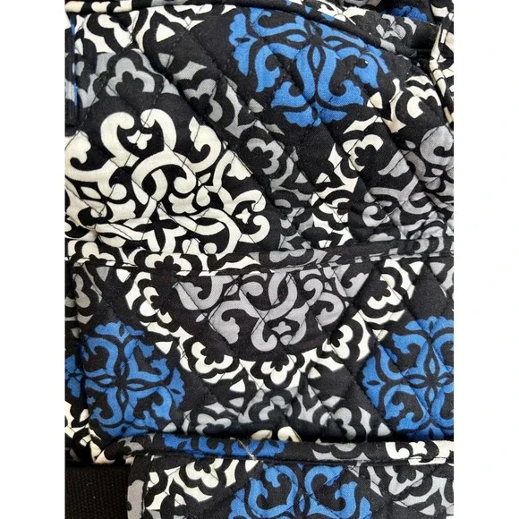 Vera Bradley Baroque Blue Quilted Cotton Duffel Bag Travel Weekend Bag - Picture 2 of 6